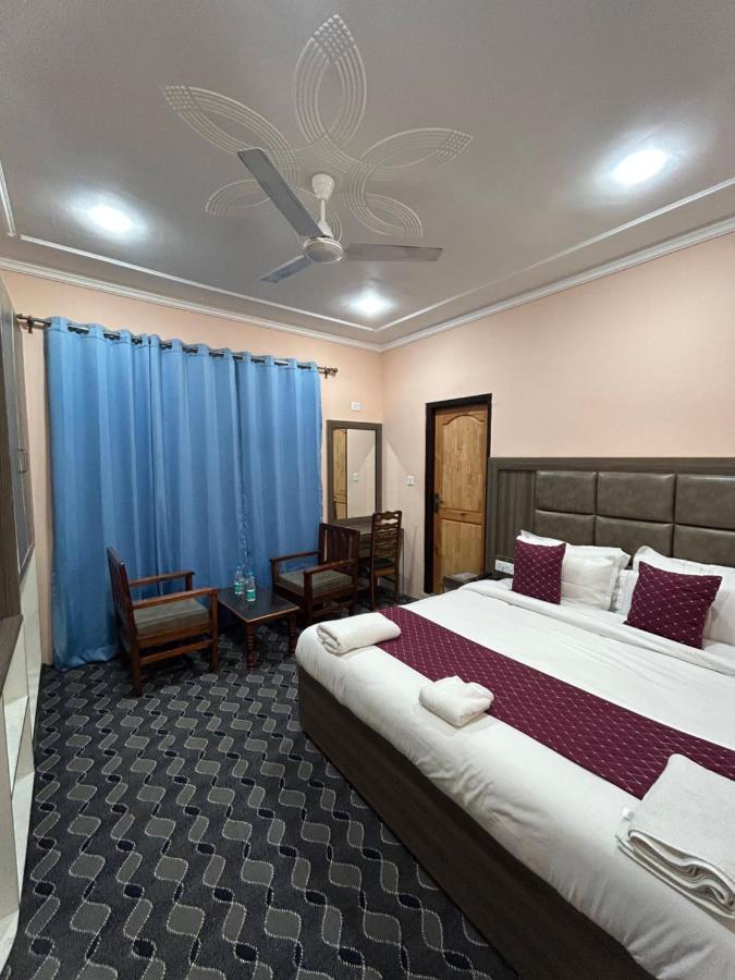 Fair Mount, Airport Road, Humhama Srinagar Otel Dış mekan fotoğraf